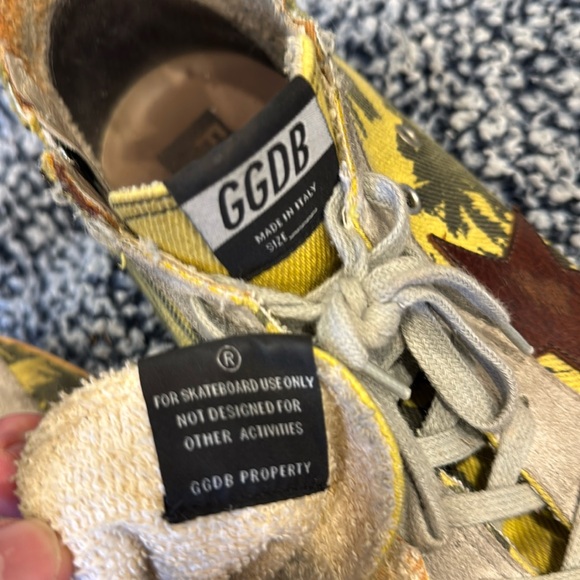 Golden Goose Francy sneakers in a distinctive original Golden Goose design - Picture 10 of 15